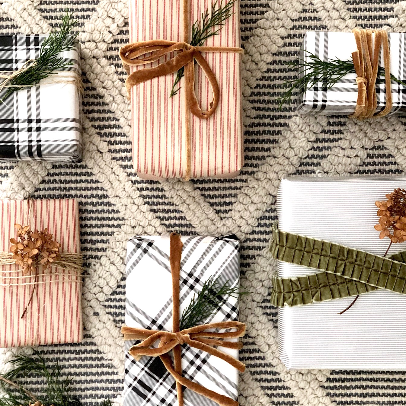 Viral Gift Wrapping Hack - My Verdict - Harlow & Thistle